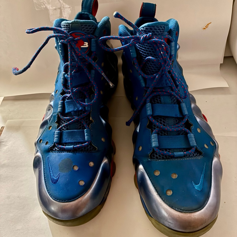 Men’s Charles Barkley Nike Basketball Shoes Size 9